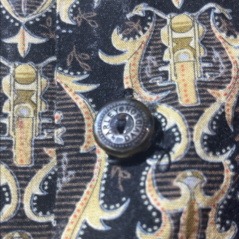 Harley-Davidson Black and Gold Casual Shirt - Picture 6 of 13